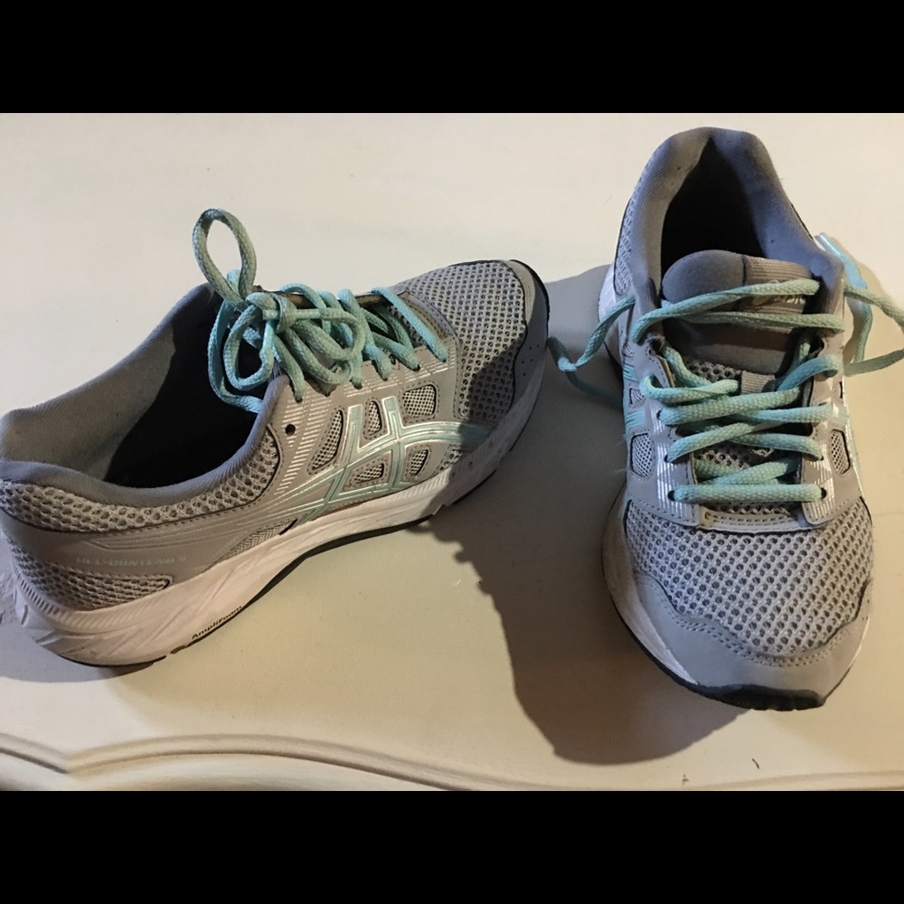 ASICS tennis shoes
